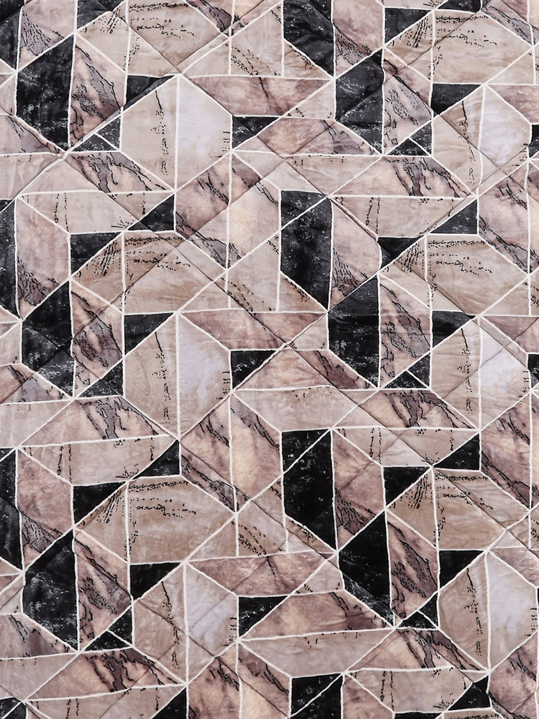 Printed Double Bed 300 GSM Comforter for Mild Winter (Wisdom Gold), Weight 900 gm