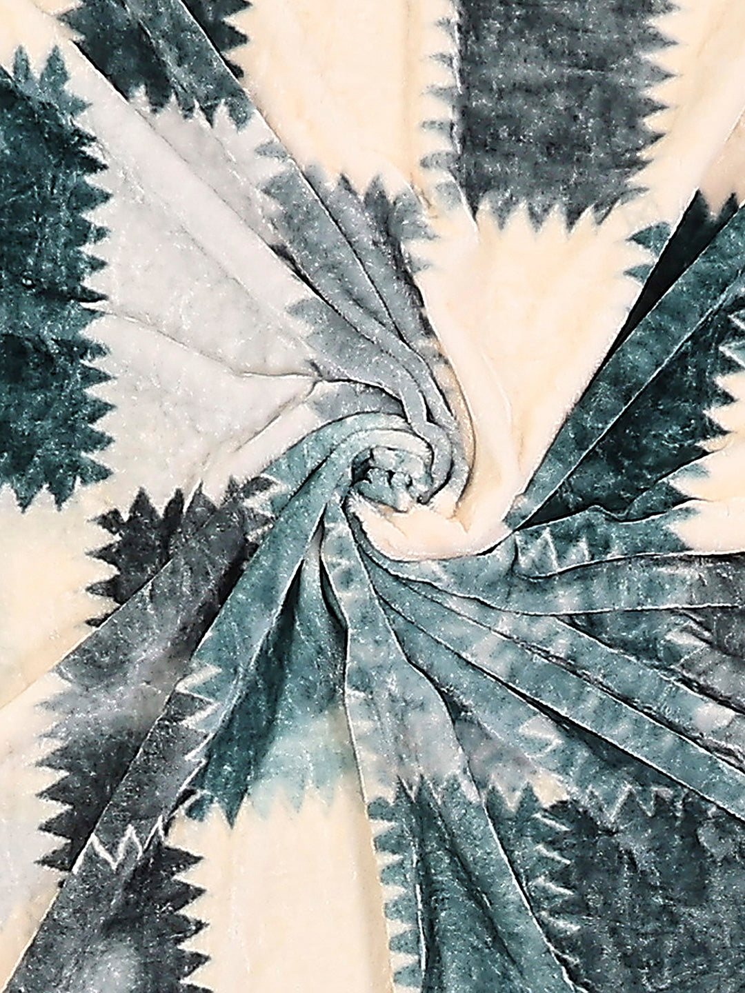 Printed Single Bed Reversible Blanket 2 Ply, 597 GSM, 2.1 kg (Everest)