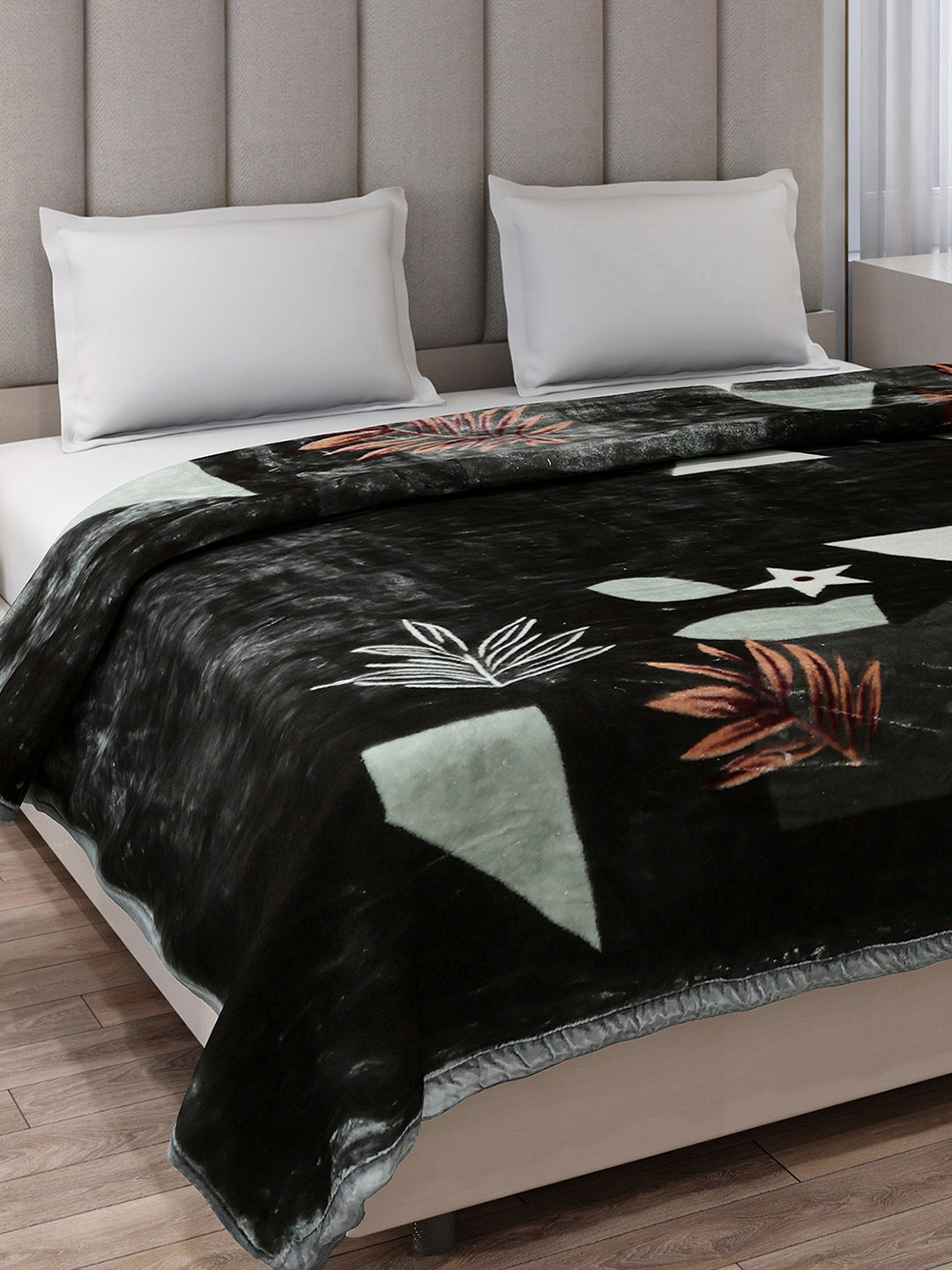 Printed Double Bed 2 Ply, 871 GSM Blanket for Heavy Winter - (Moon Valley Box)