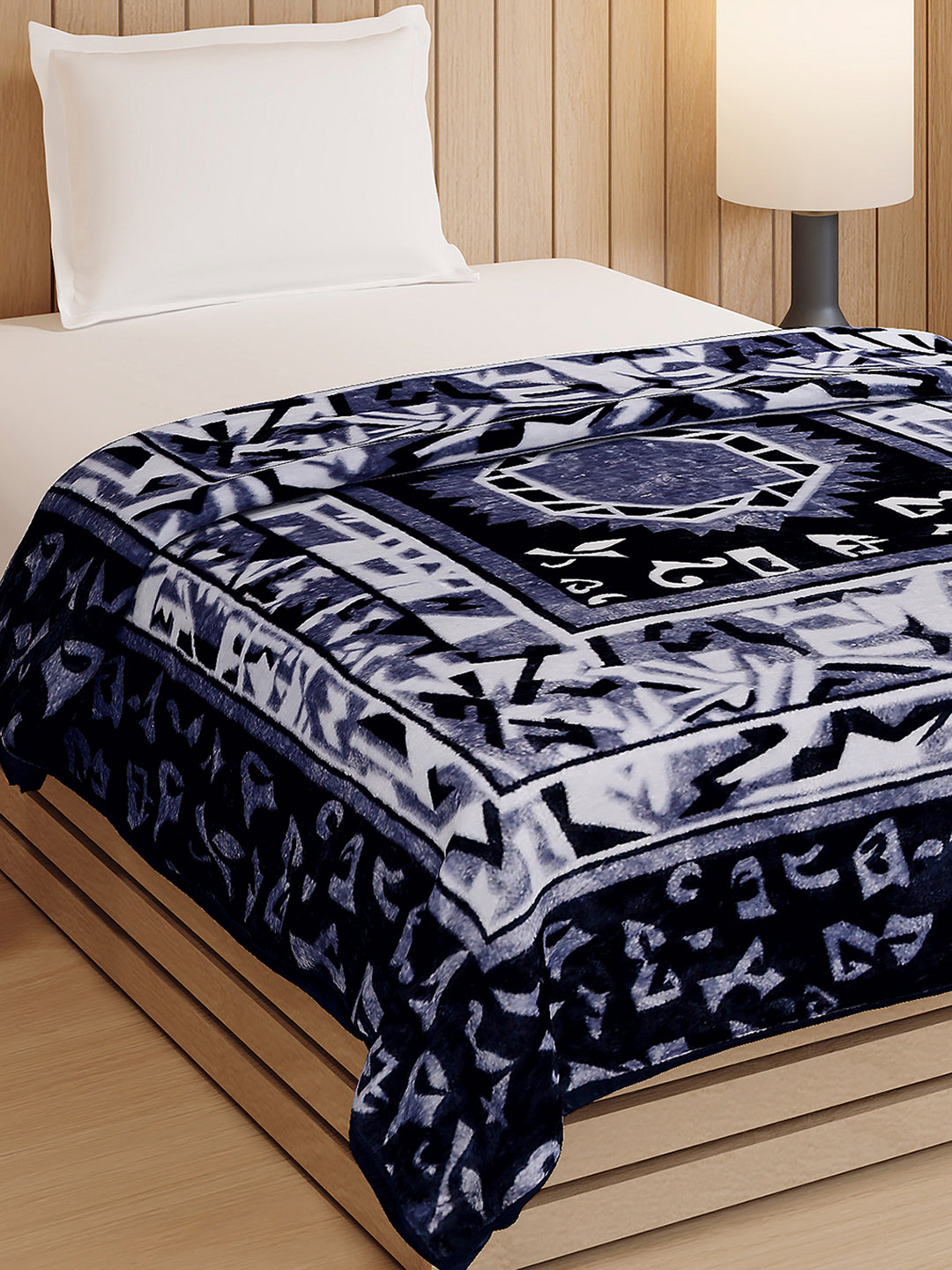 Printed Double Bed 1 Ply, 540 GSM Blanket for Winter - (Relation PVC)
