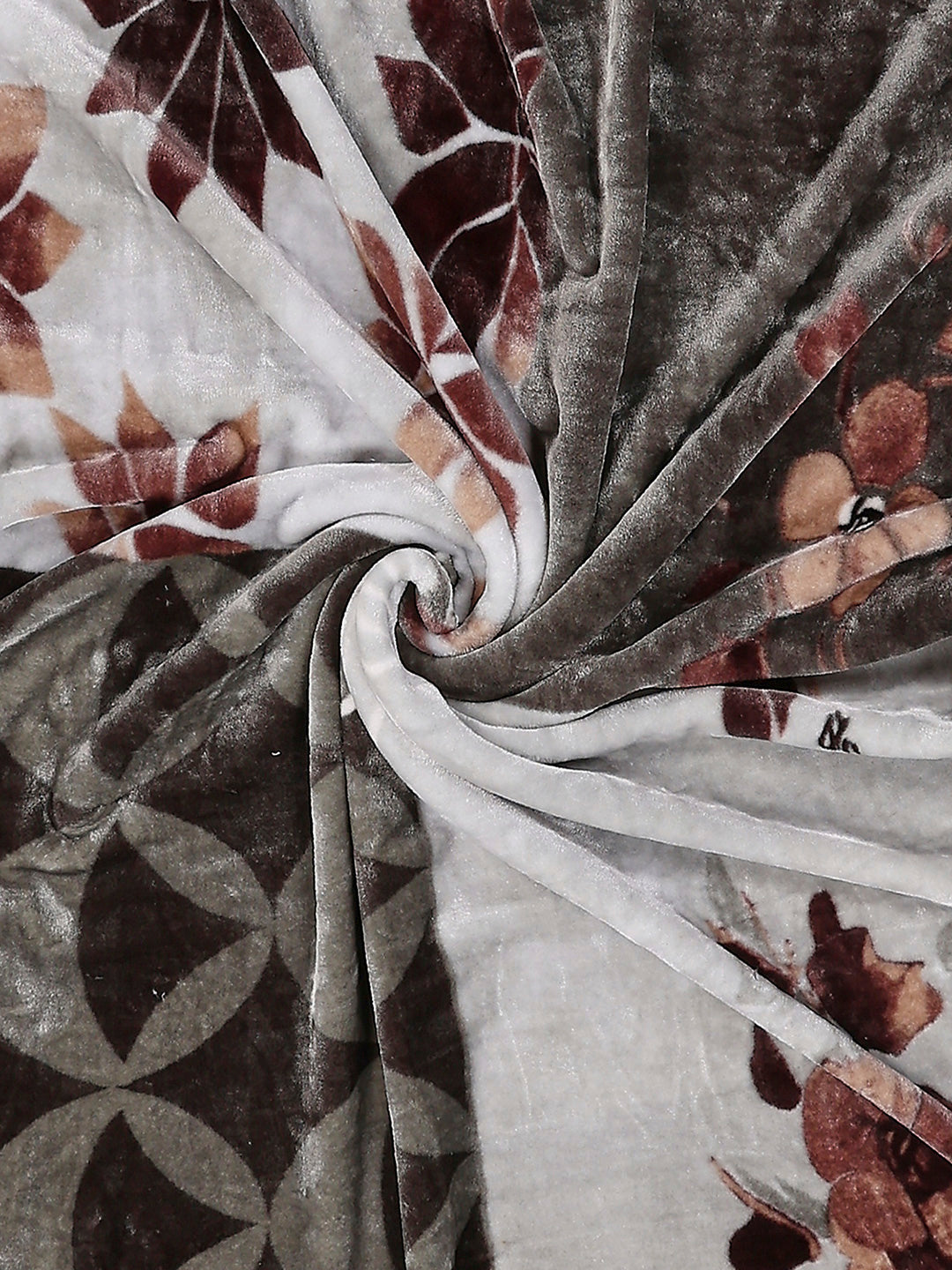 Printed Double Bed 1 Ply, 540 GSM Blanket for Winter - (Relation PVC)