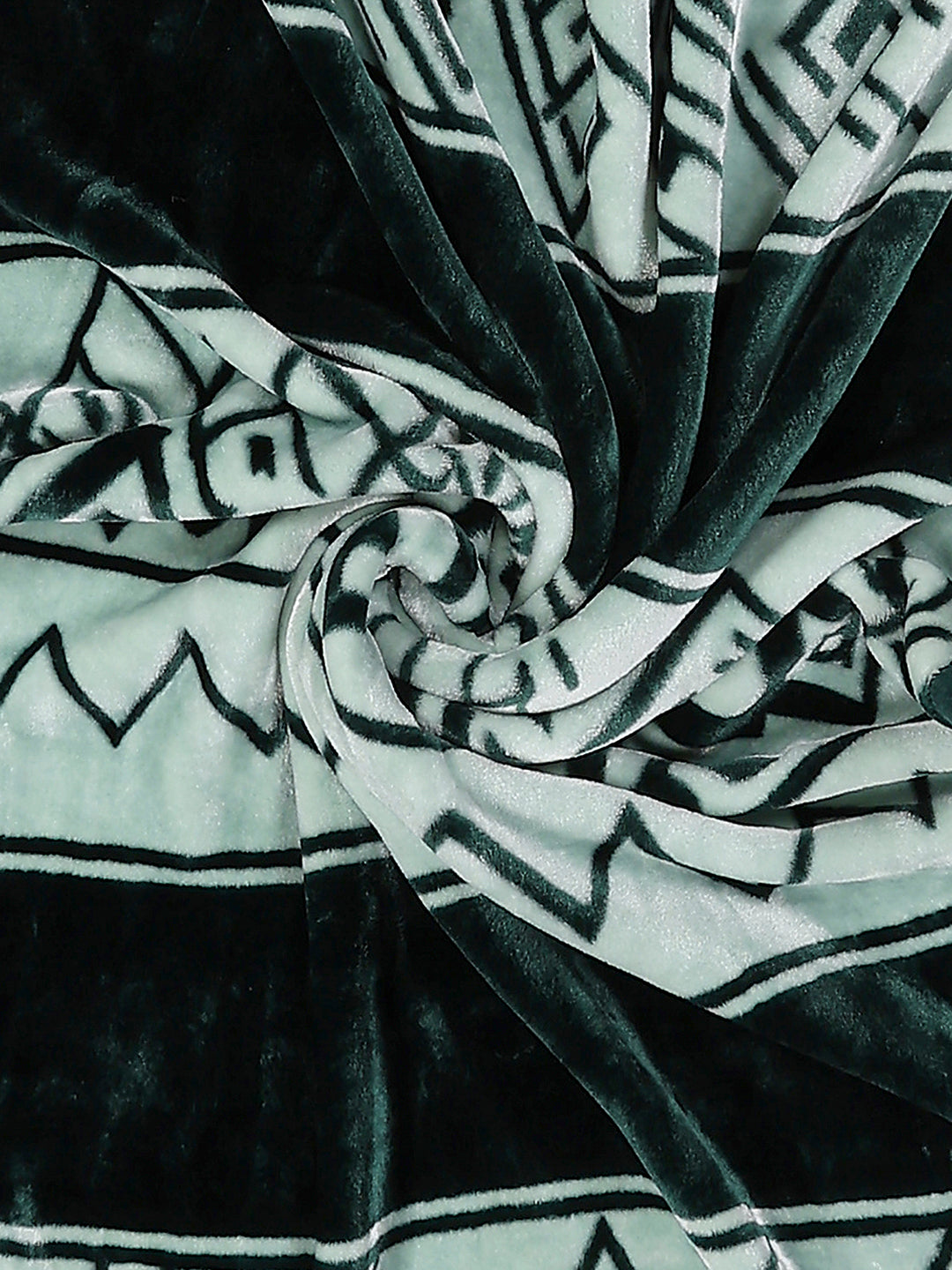 Printed Double Bed 1 Ply, 540 GSM Blanket for Winter - (Relation PVC)