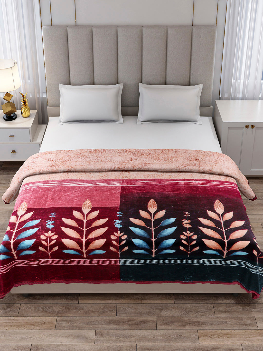 Printed Double Bed 1 Ply, 549 GSM Blanket for Mild Winter - (Roman Box)