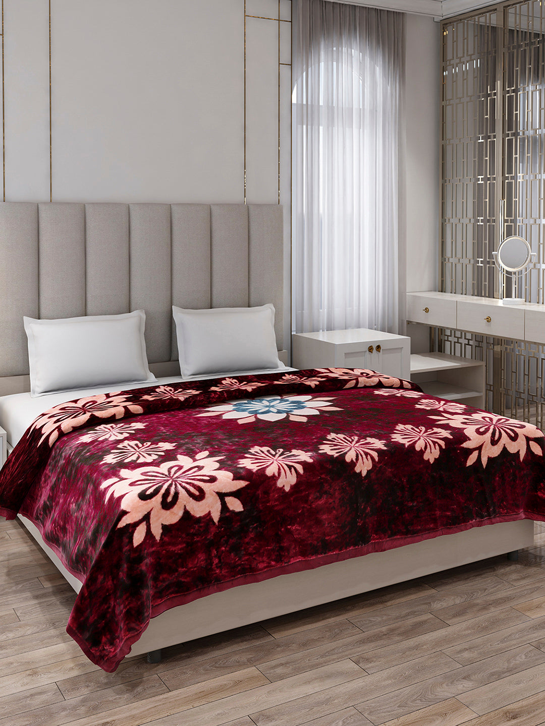 Printed Double Bed 1 Ply, 549 GSM Blanket for Mild Winter - (Roman Box)