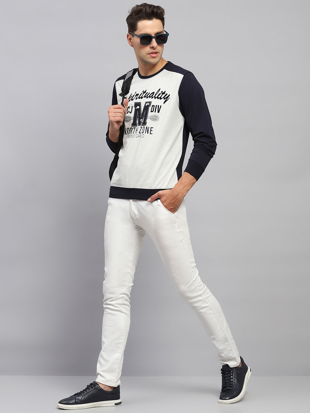 Men Navy Blue Printed Round Neck Full Sleeve T-Shirt