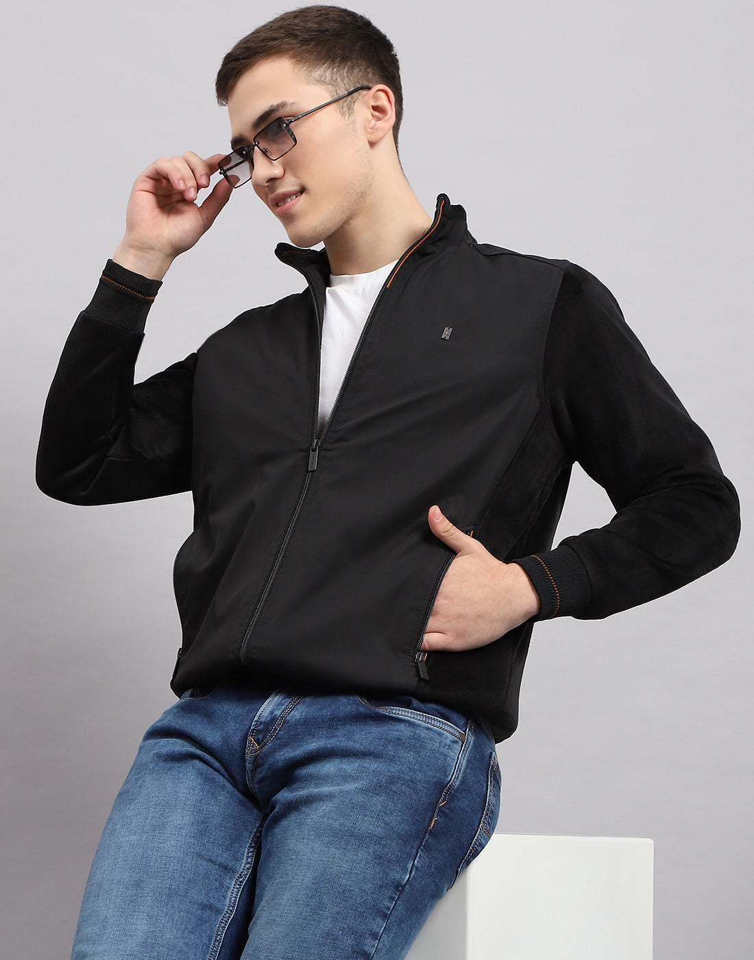 Men Black Solid Mock Neck Full Sleeve Jacket
