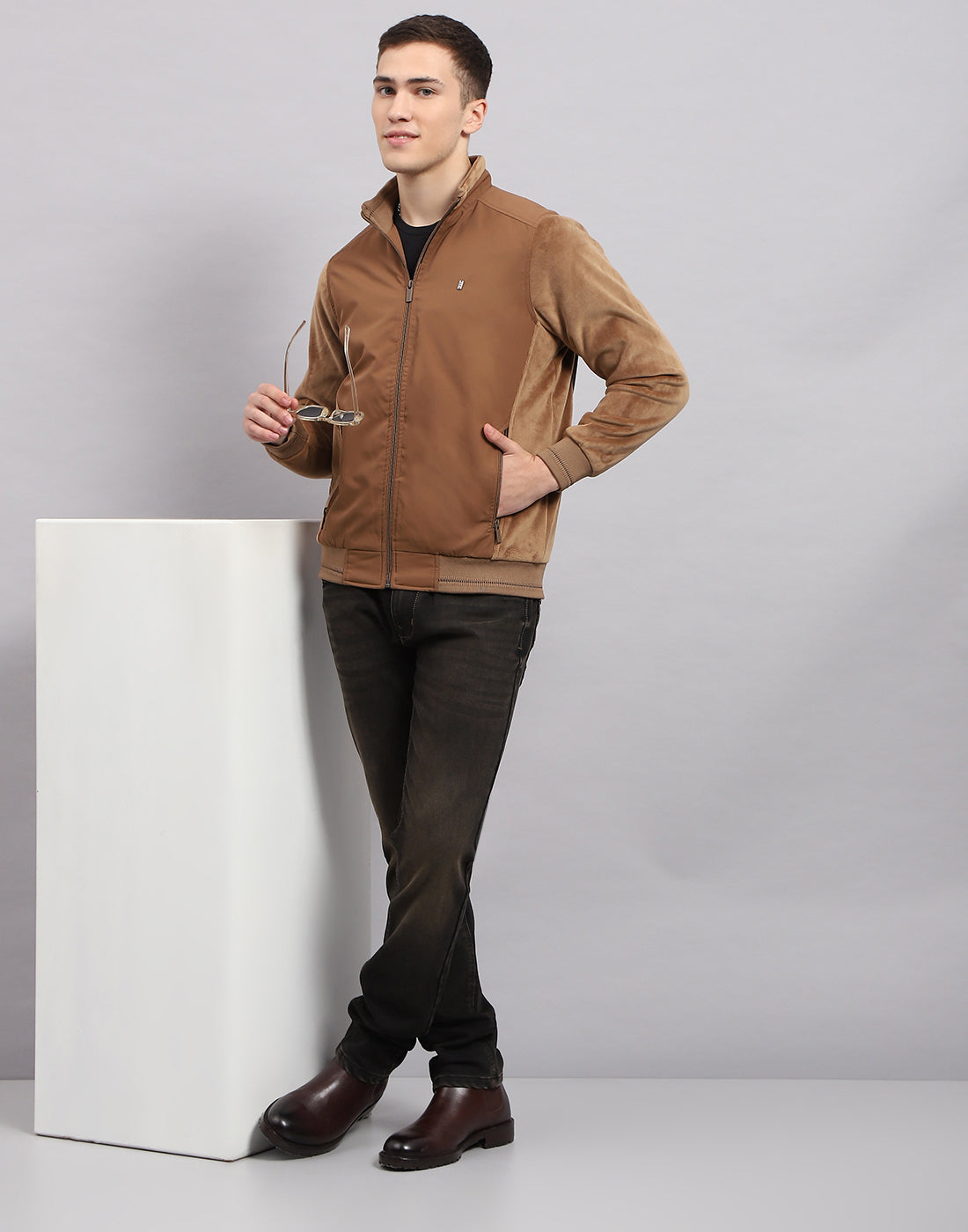 Men Khaki Solid Mock Neck Full Sleeve Jacket