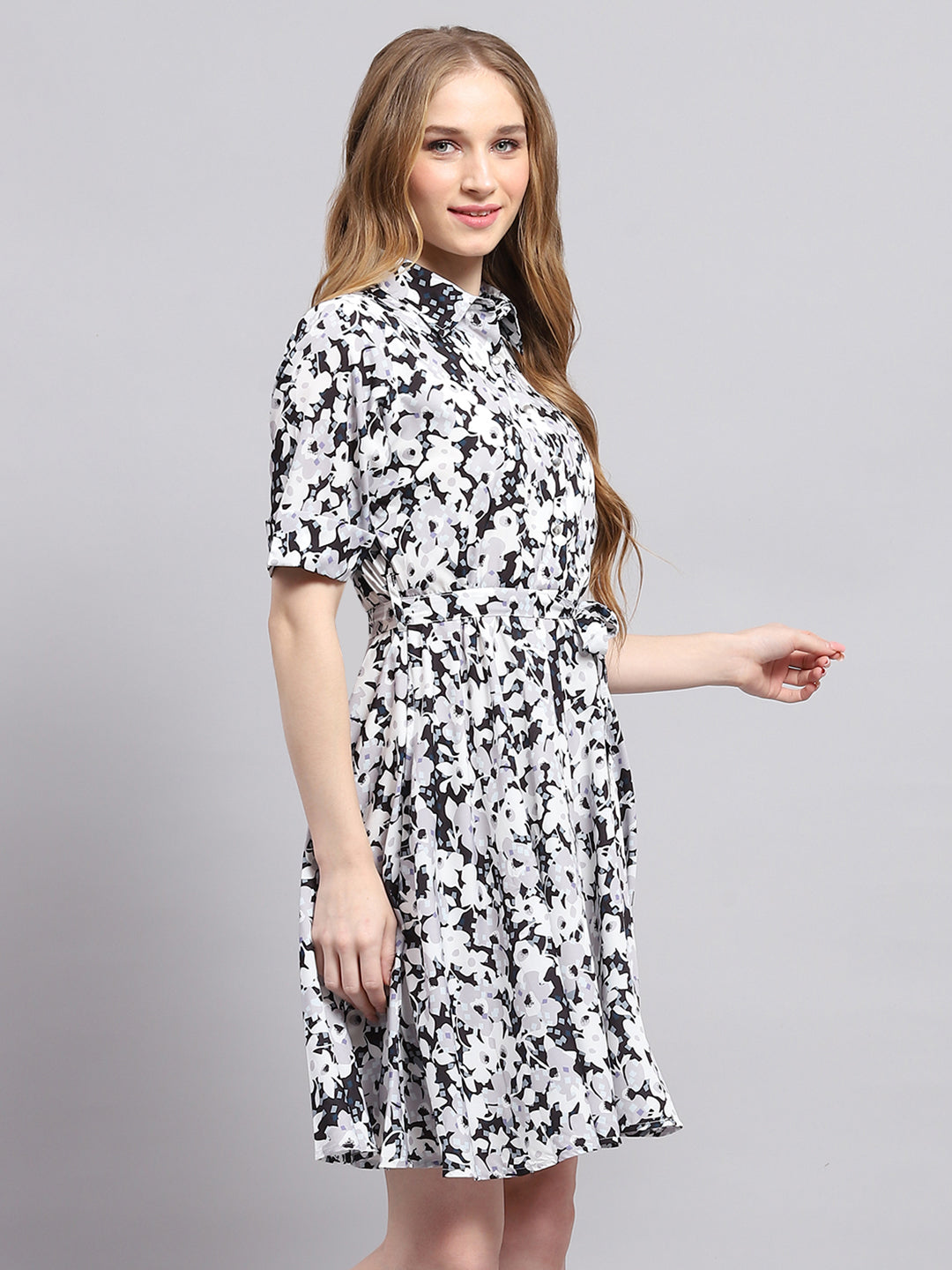 Women White Printed Collar Half Sleeve Dress