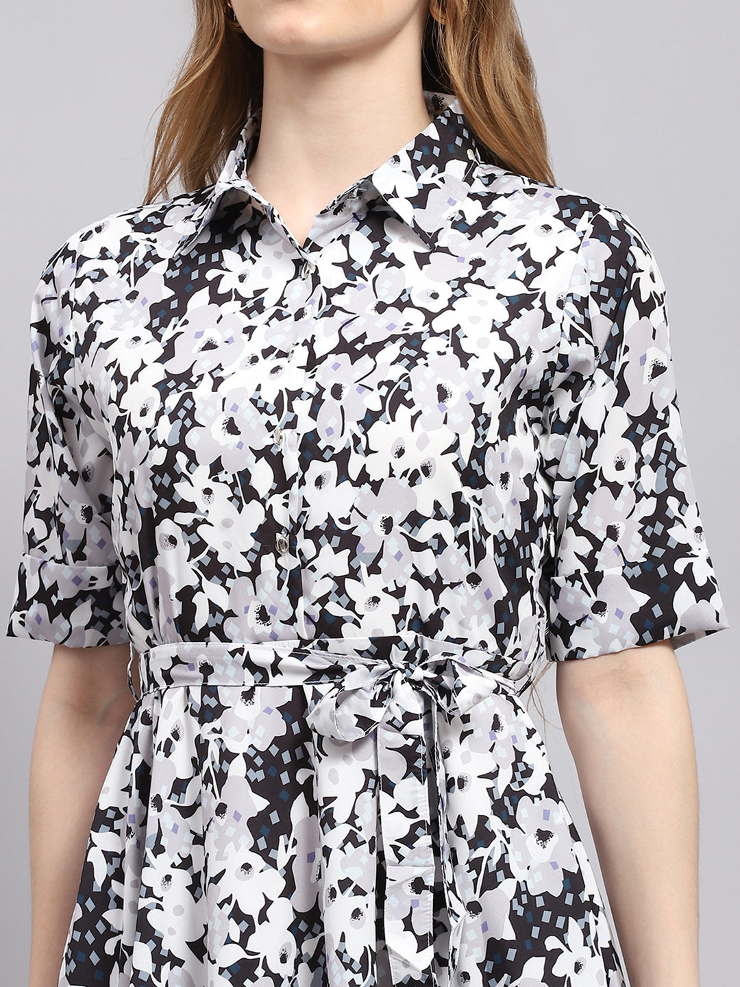 Women White Printed Collar Half Sleeve Dress
