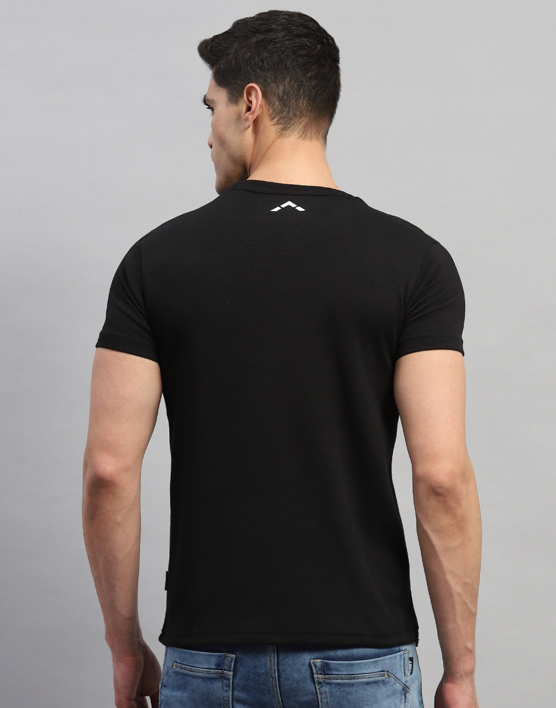 Rock.it Men Black Solid Round Neck Half Sleeve T-Shirt