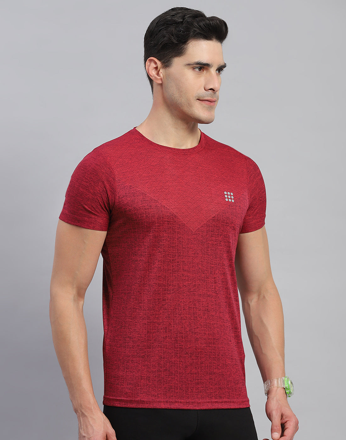 Rock.it Men Maroon Self Design Round Neck Half Sleeve T-Shirt