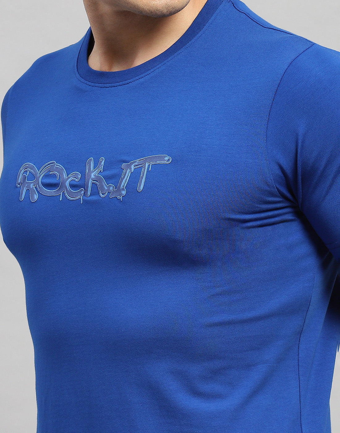 Rock.it Men Blue Solid Round Neck Half Sleeve T-Shirt