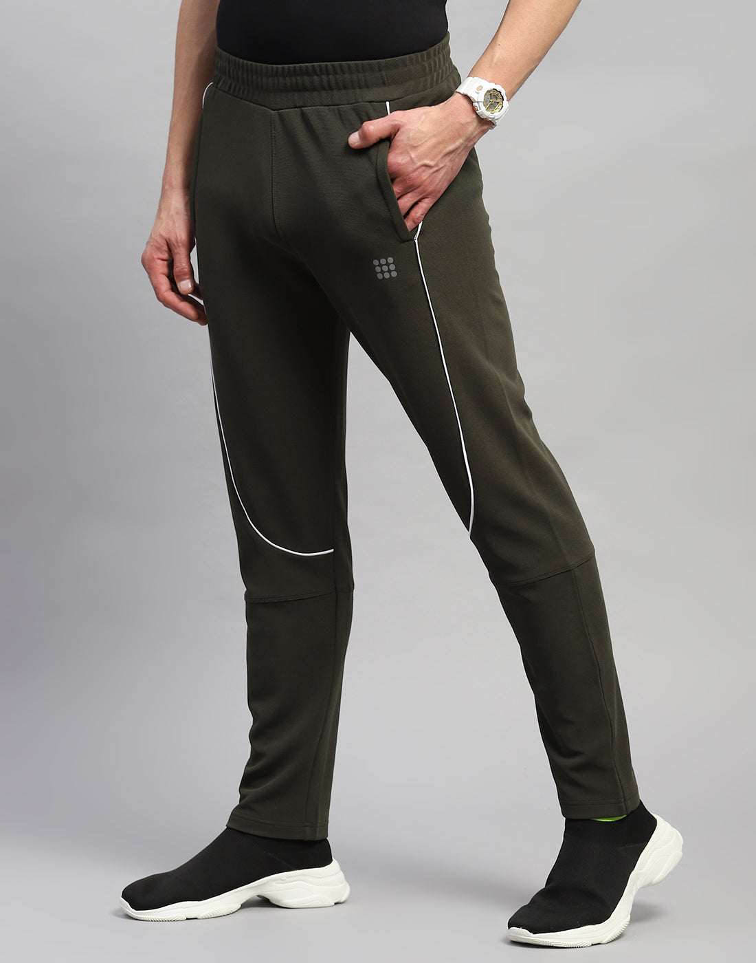 Rock.it Men Olive Solid Regular Fit Lower