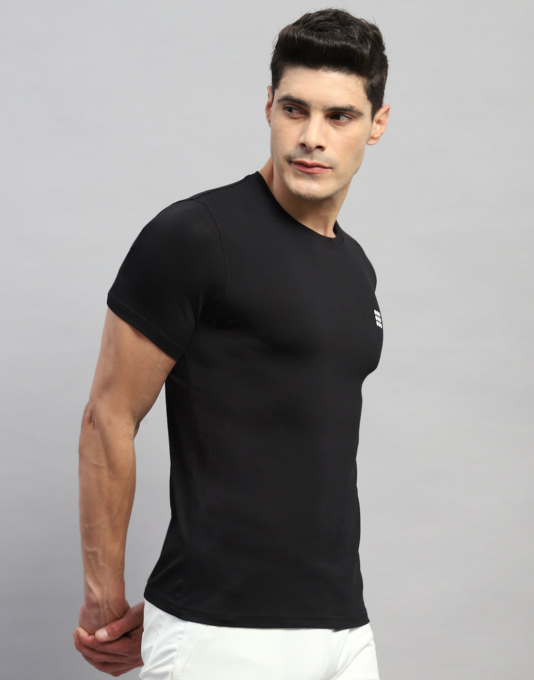 Rock.it Men Black Solid Round Neck Half Sleeve T-Shirt