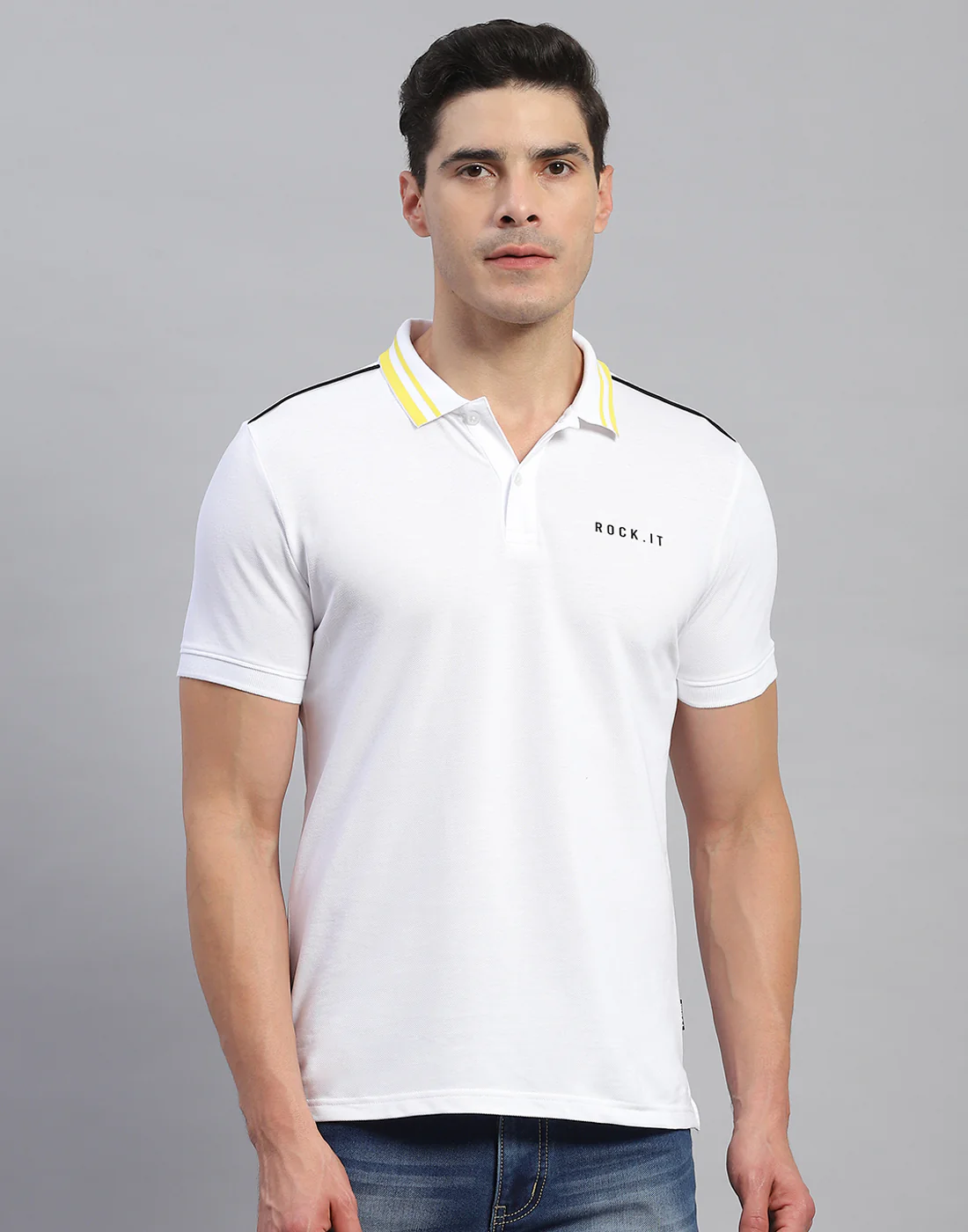 Rock.it Men White Solid Collar Half Sleeve T-Shirt