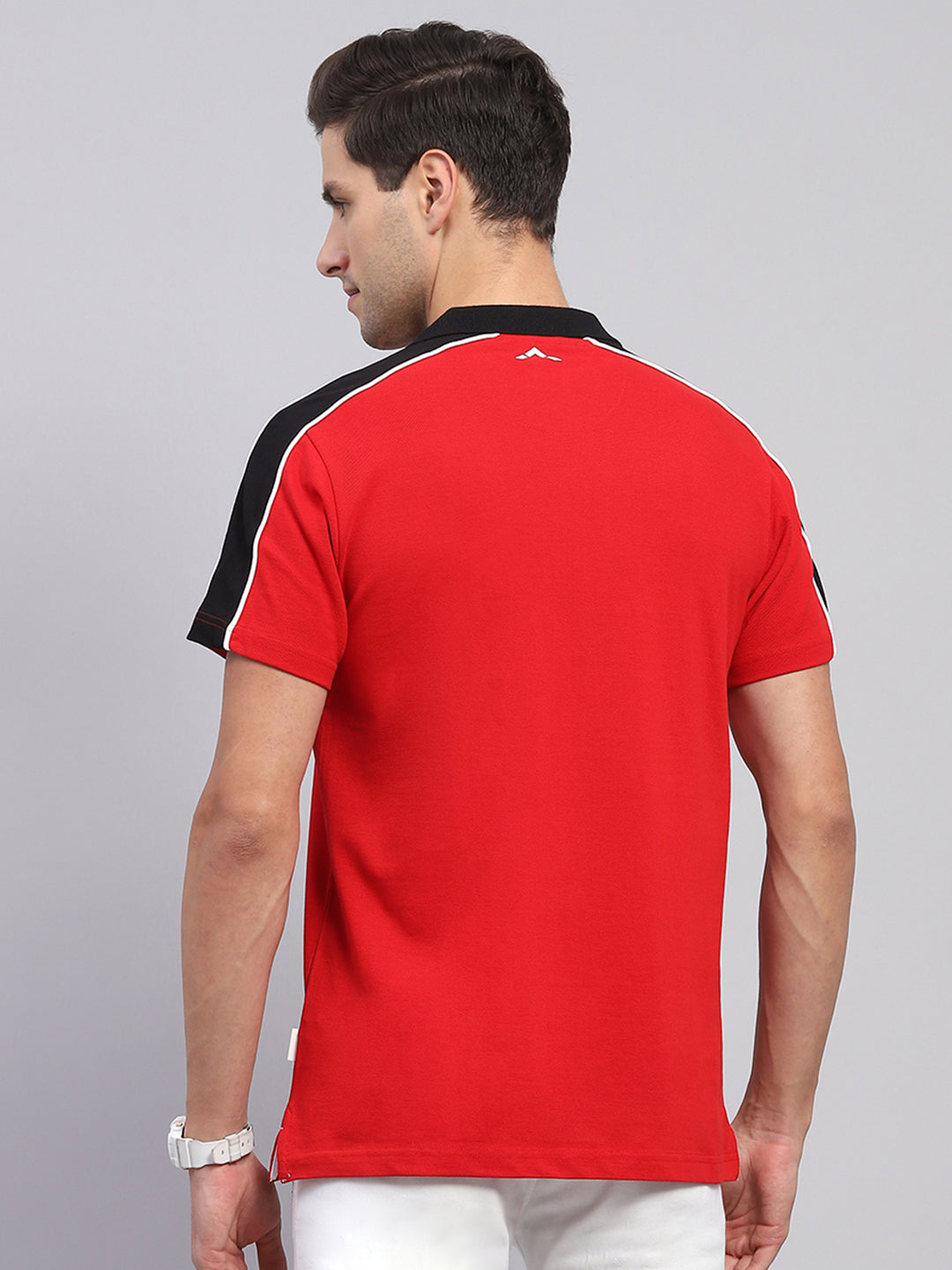 Rock.it Men Red Solid Collar Half Sleeve T-Shirt