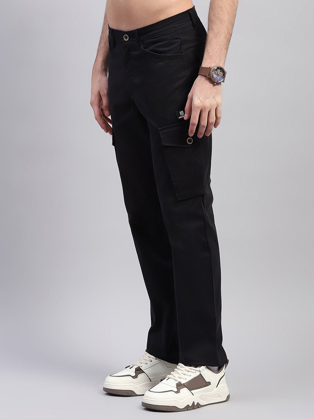 Rock.it Men Black Solid Regular Fit Cargo
