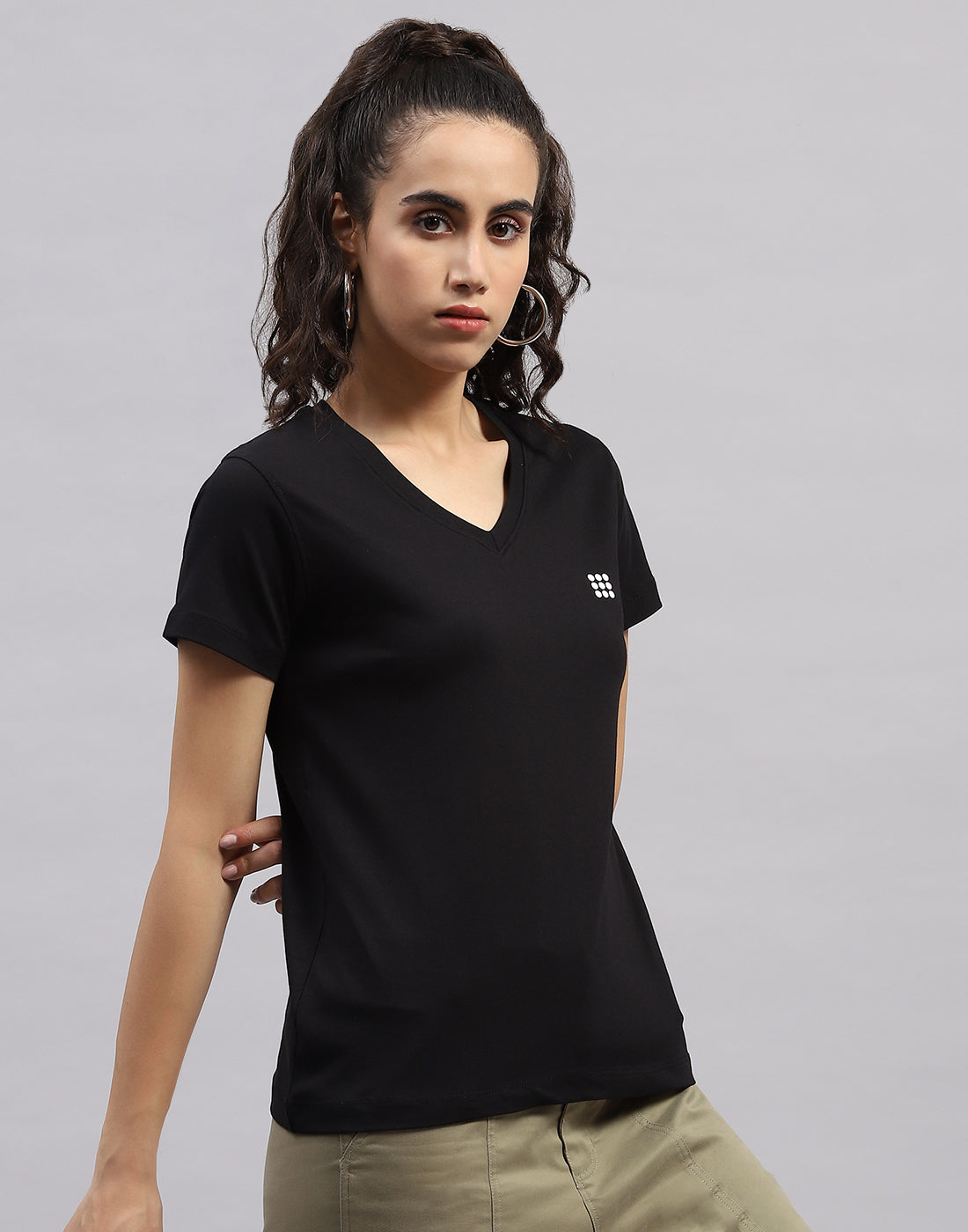Rock.it Women Black Solid V Neck Half Sleeve Top