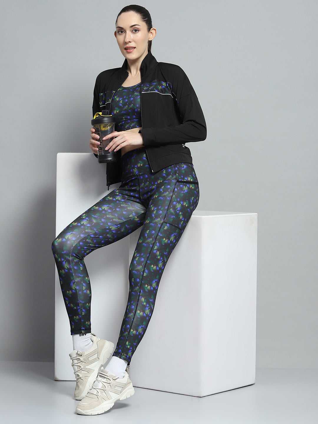 Rock.it Women Black Printed Mock Neck Full Sleeve 3Pc Cords Set