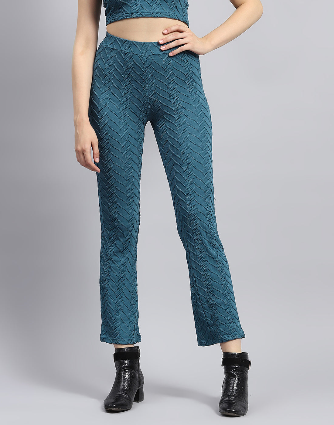 Rock.it Women Green Self Design Round Neck Sleeveless Cords Set