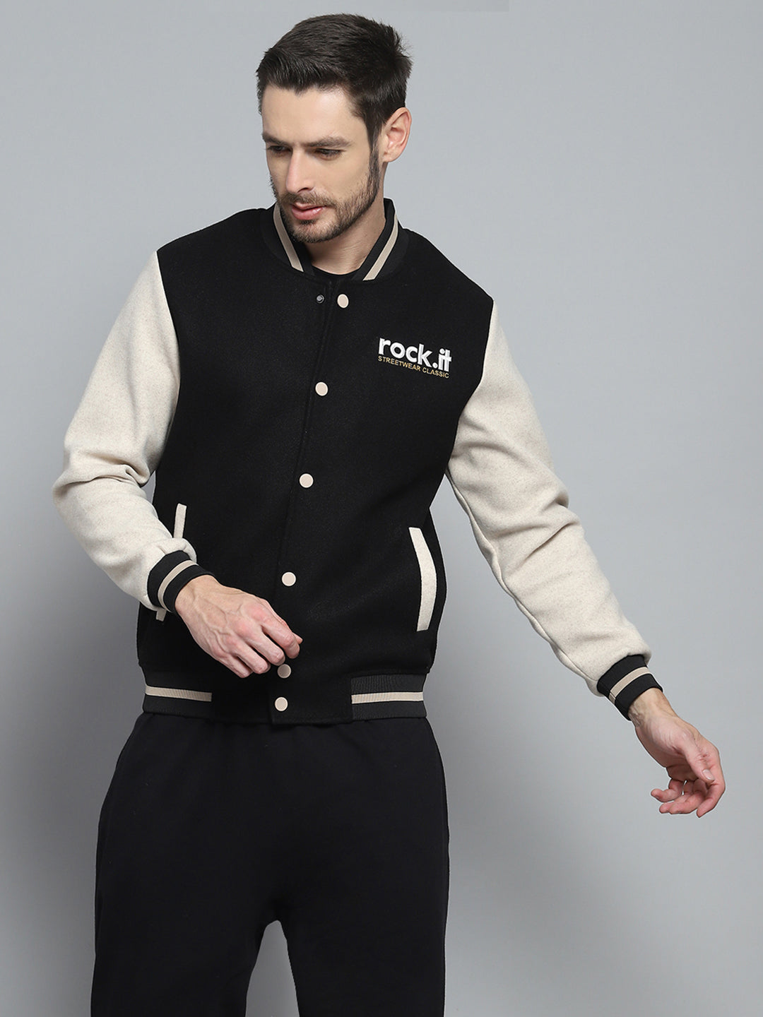 Rock.it Men Black Printed Band Collar Full Sleeve Sweatshirt