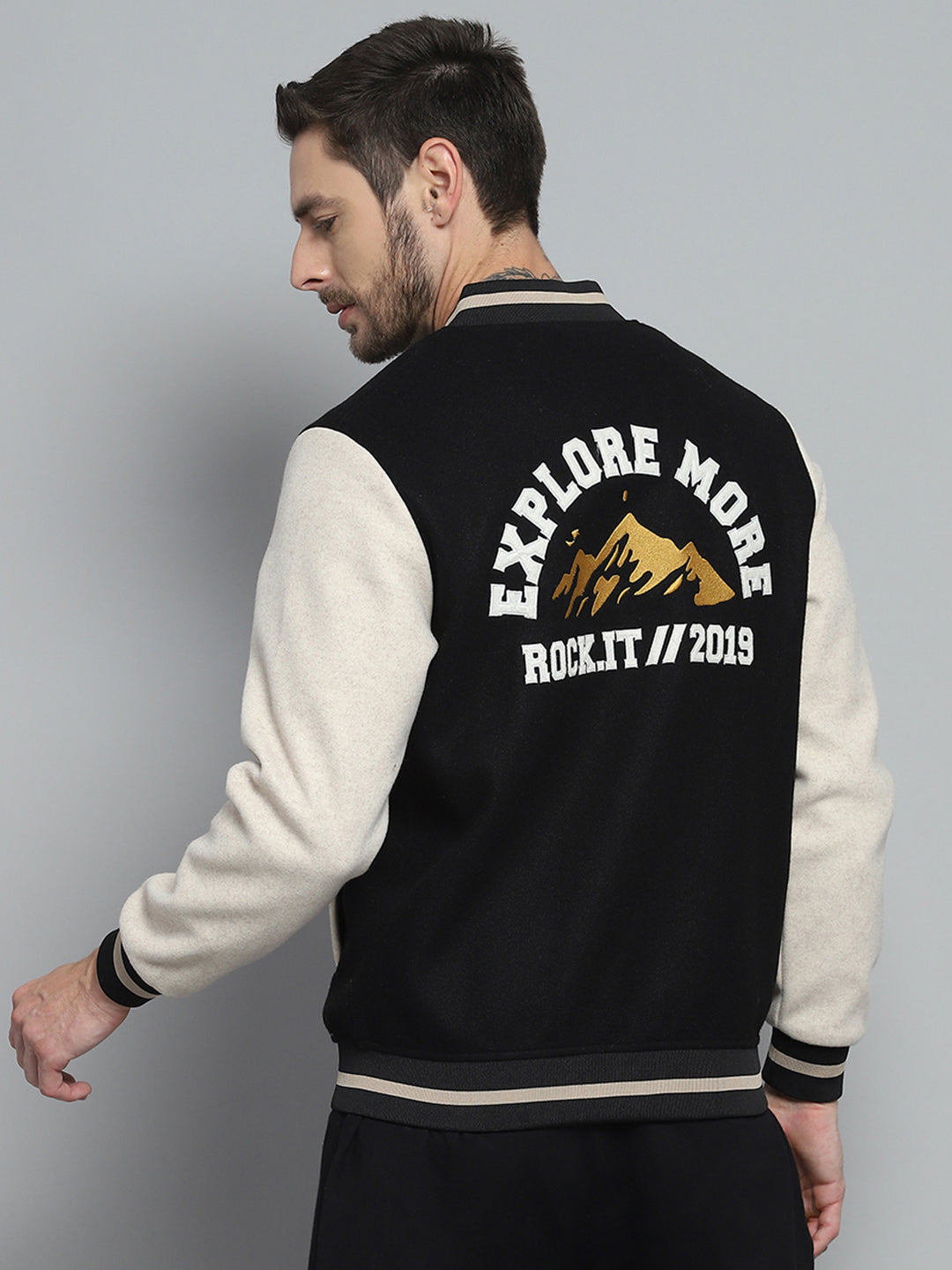 Rock.it Men Black Printed Band Collar Full Sleeve Sweatshirt