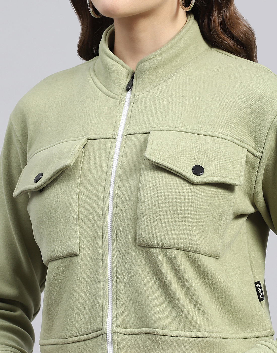 Rock.it Women Green Solid Turtle Neck Full Sleeve Sweatshirt