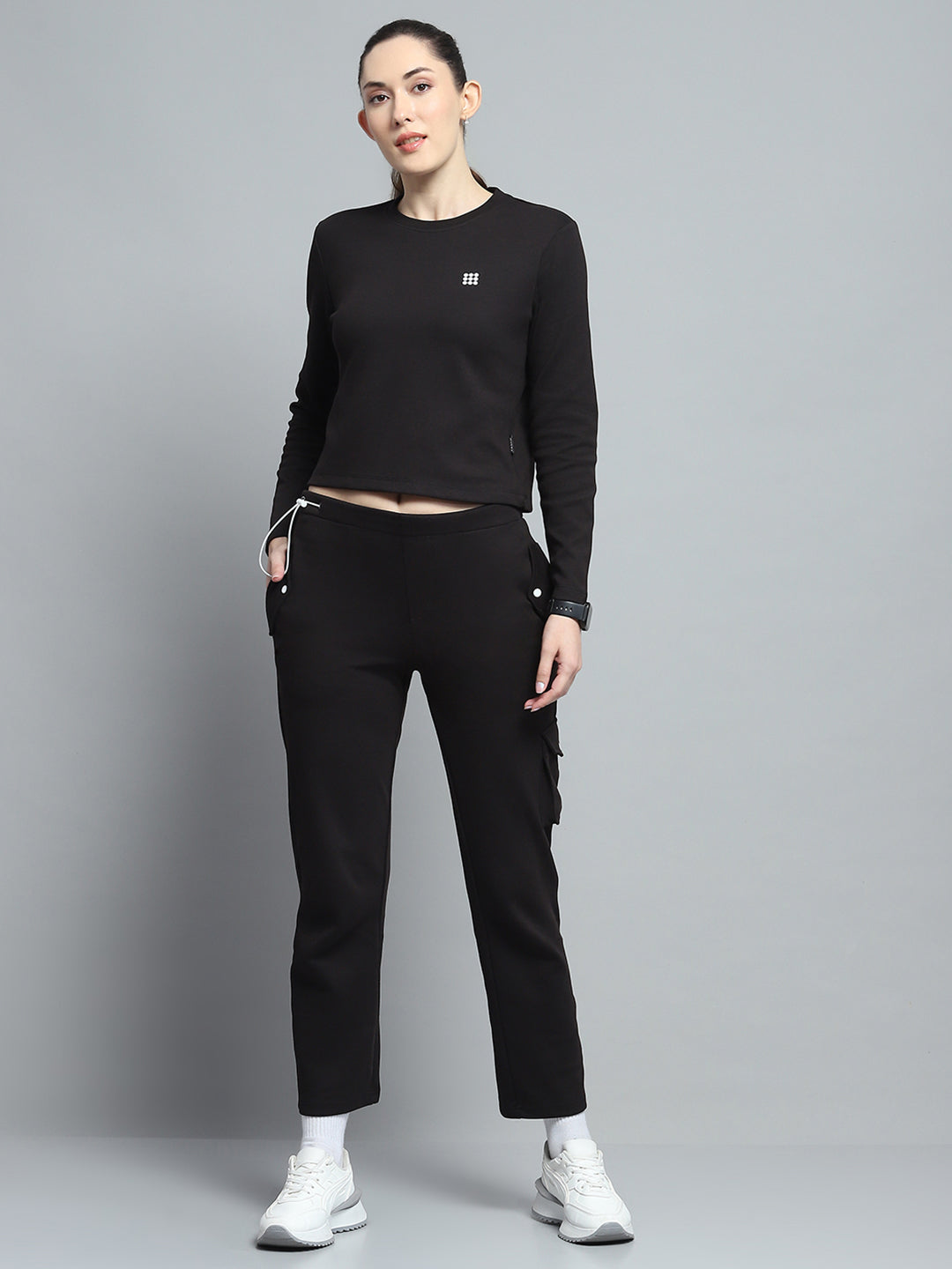 Rock.it Women Black Solid Round Neck Full Sleeve Tracksuit