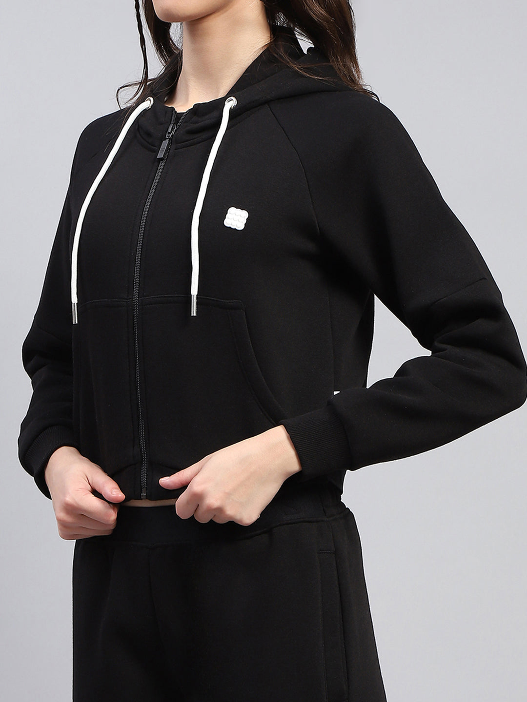Rock.it Women Black Solid Hooded Full Sleeve Tracksuit