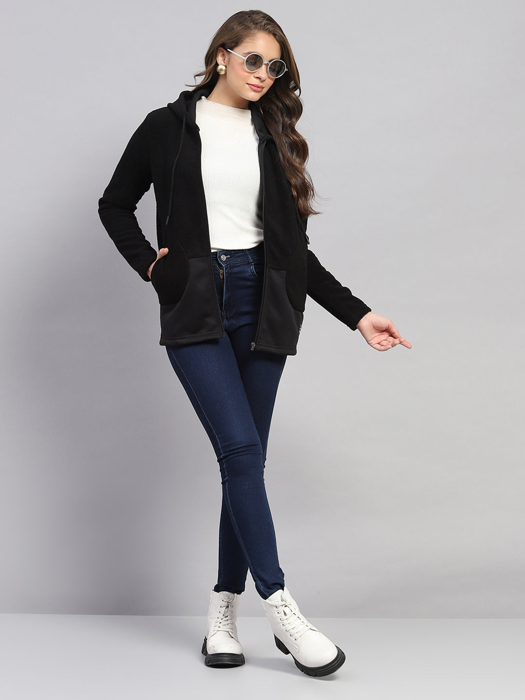 Rock.it Women Black Solid Hooded Full Sleeve Sweatshirt