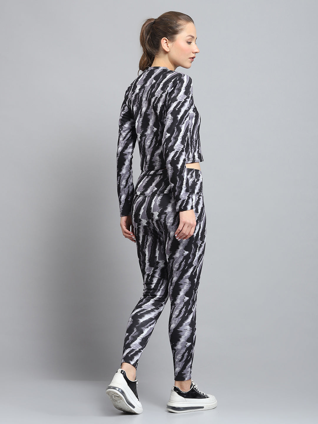 Rock.it Women Black Printed Round Neck Full Sleeve Tracksuit