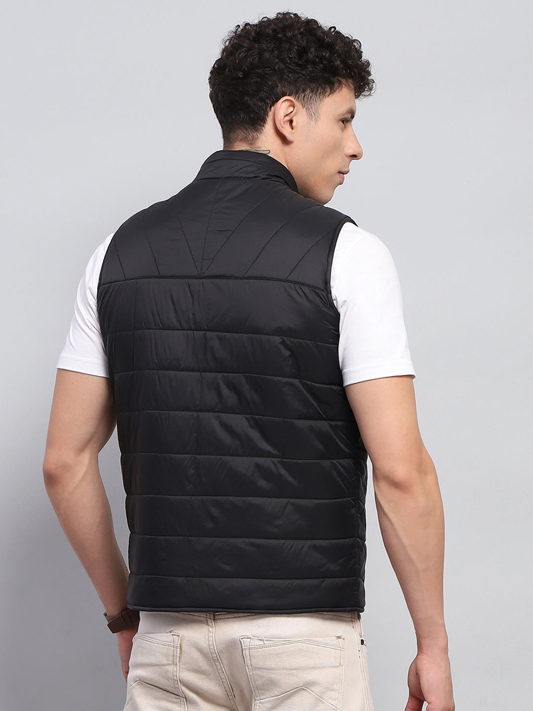 Rock.it Men Black Solid Mock Neck Sleeveless Jacket