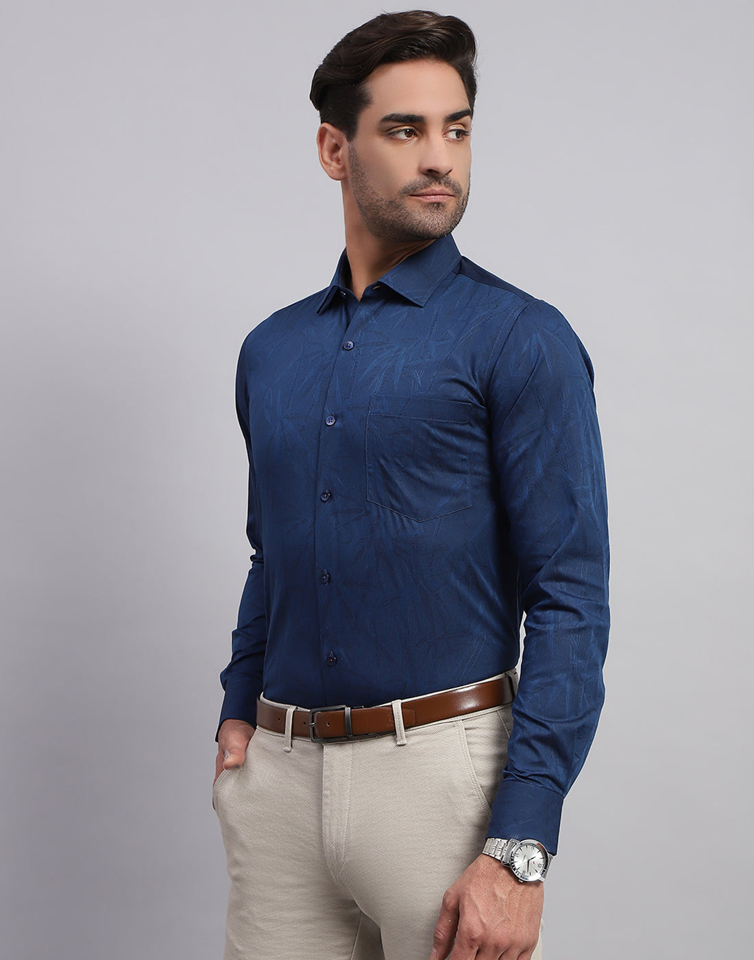 Luxuria Men Navy Blue Floral Print Collar Full Sleeve Shirt