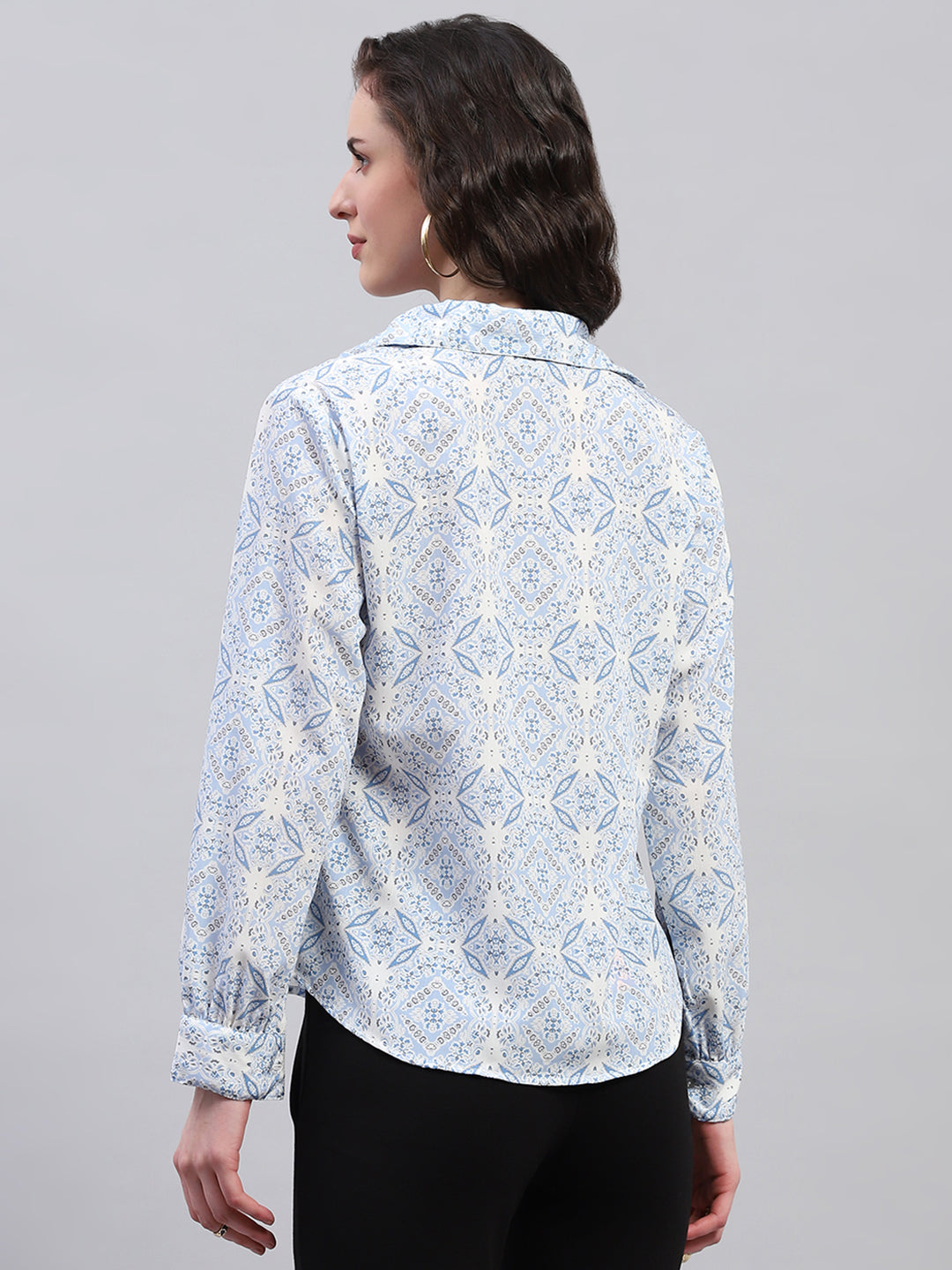 Women Blue Printed Collar Full Sleeve Top