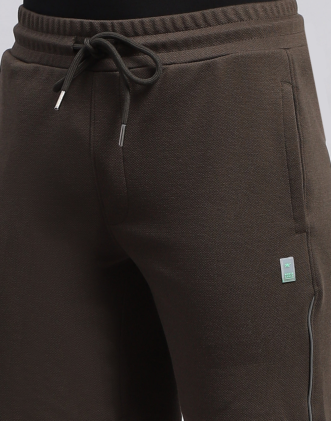 Men Olive Solid Regular Fit Bermuda