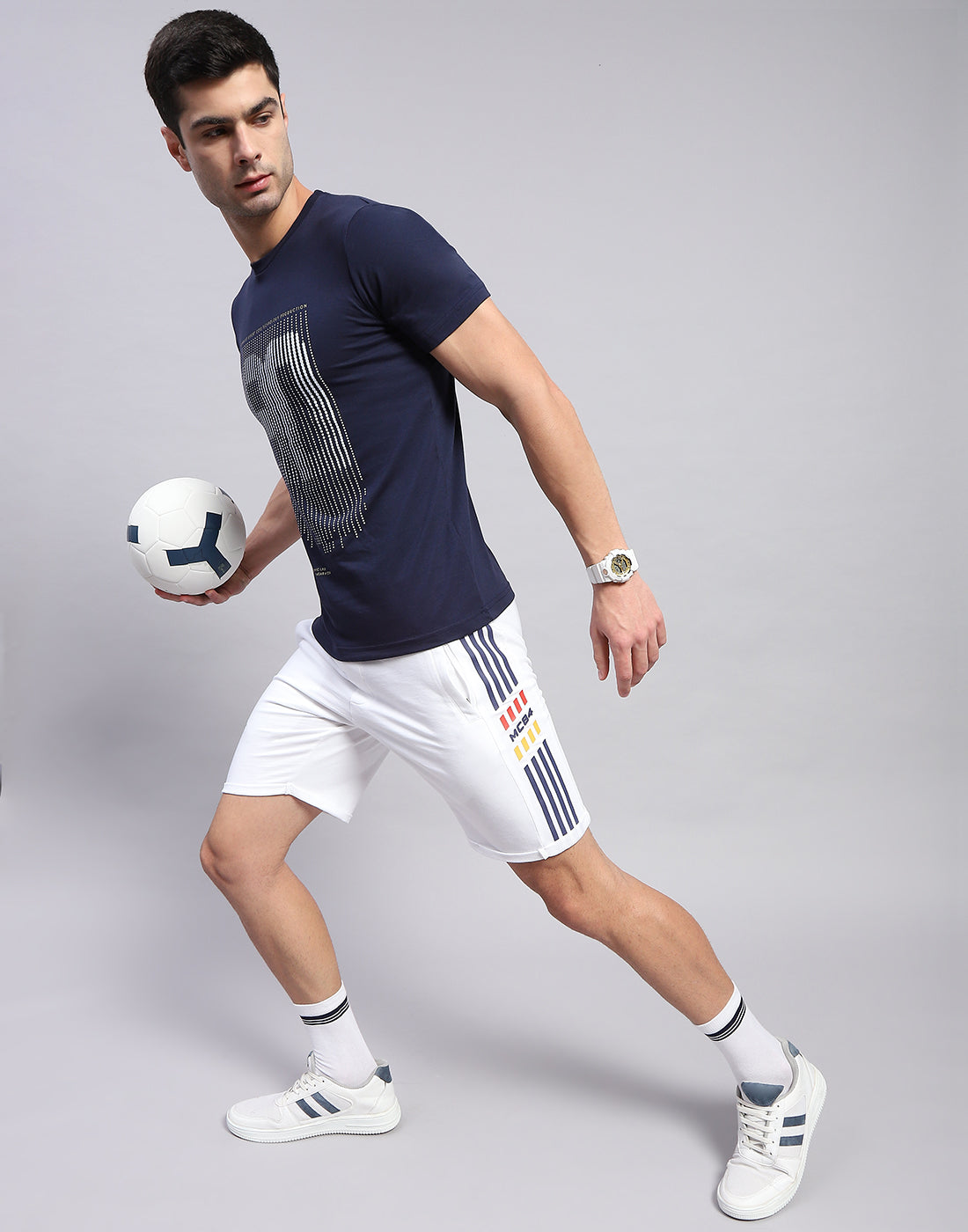 Men White Printed Regular Fit Bermuda