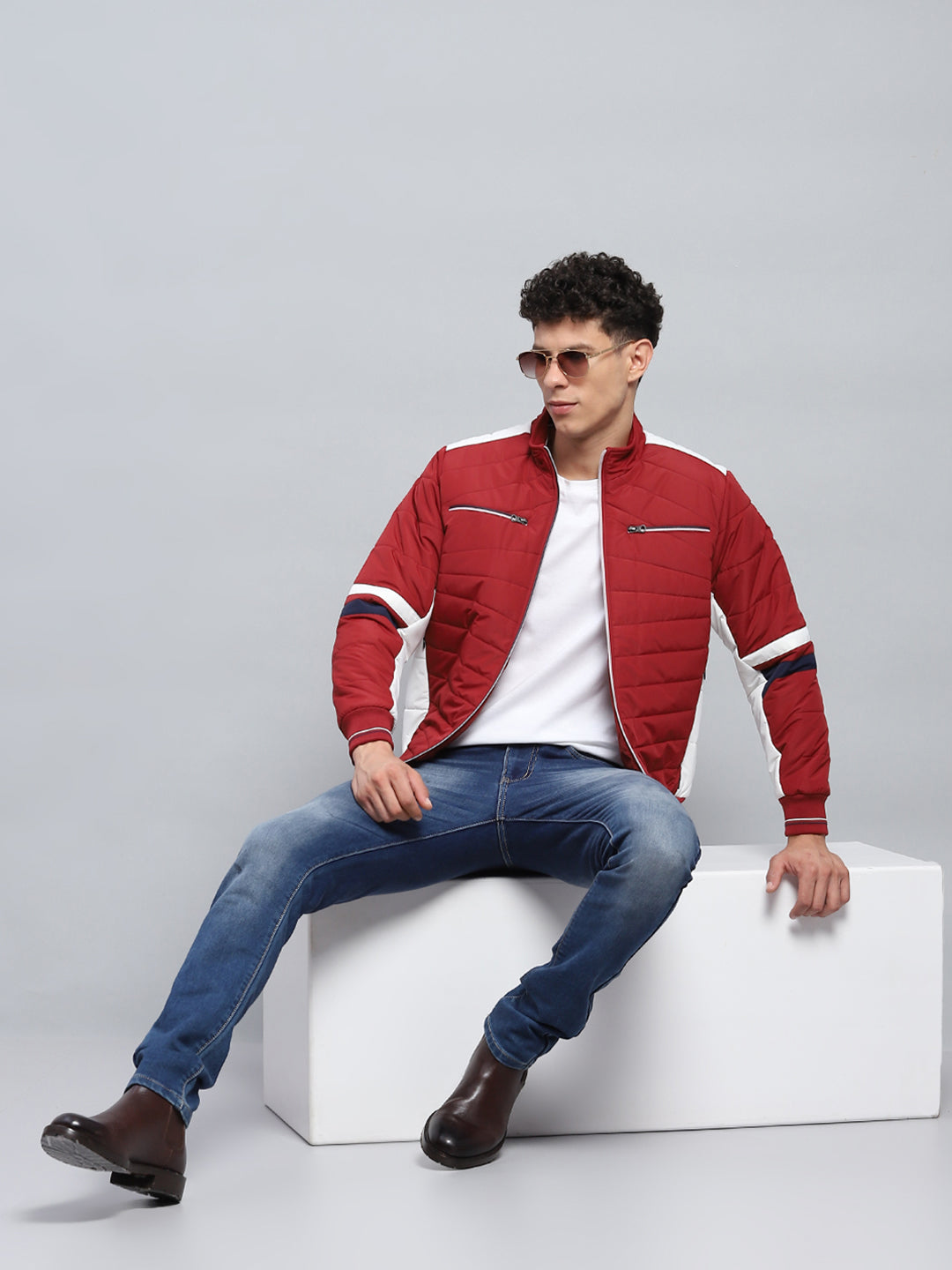 Men Red Solid Mock Neck Full Sleeve Jacket