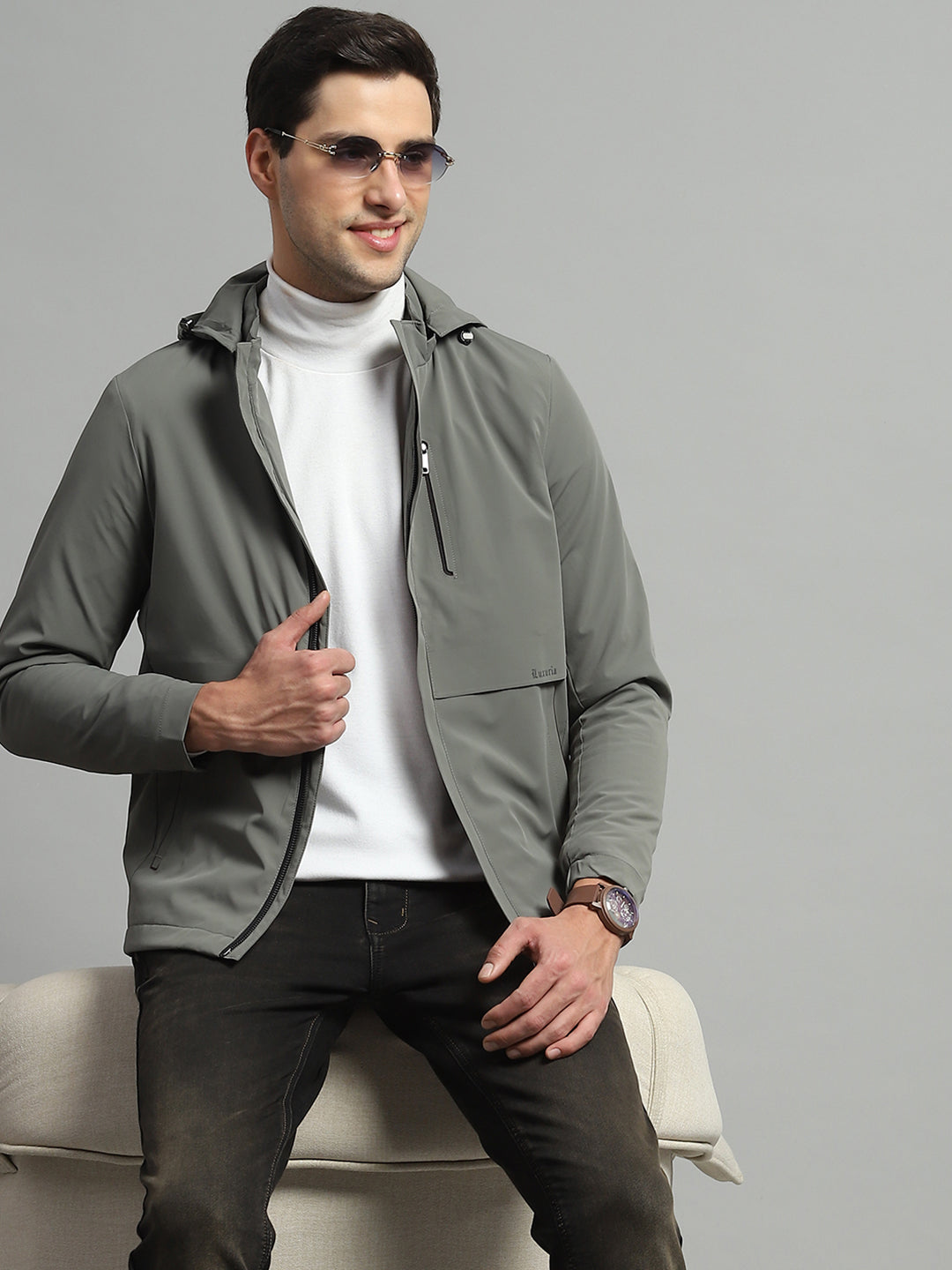 Luxuria Men Olive Solid Detachable Hood Full Sleeve Jacket