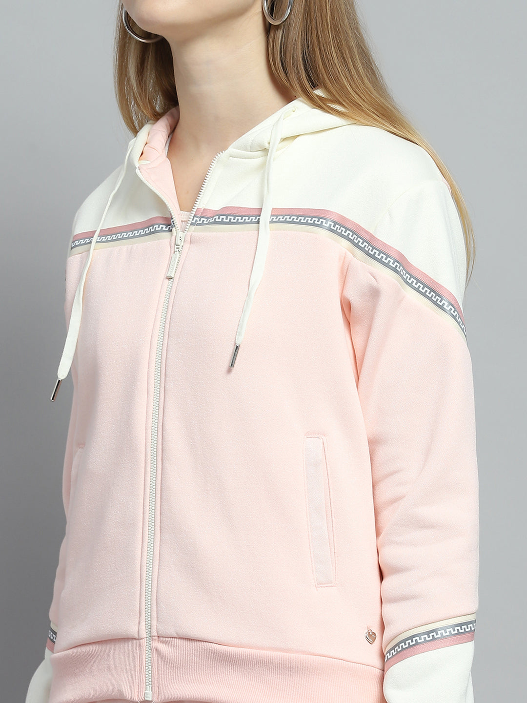Women Peach Solid Hooded Full Sleeve Tracksuit