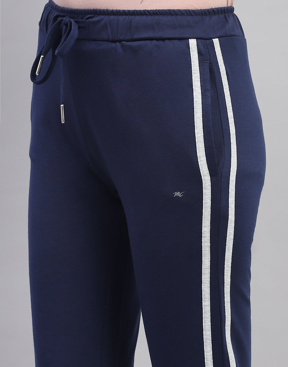 Women Blue Solid Regular Fit Lower