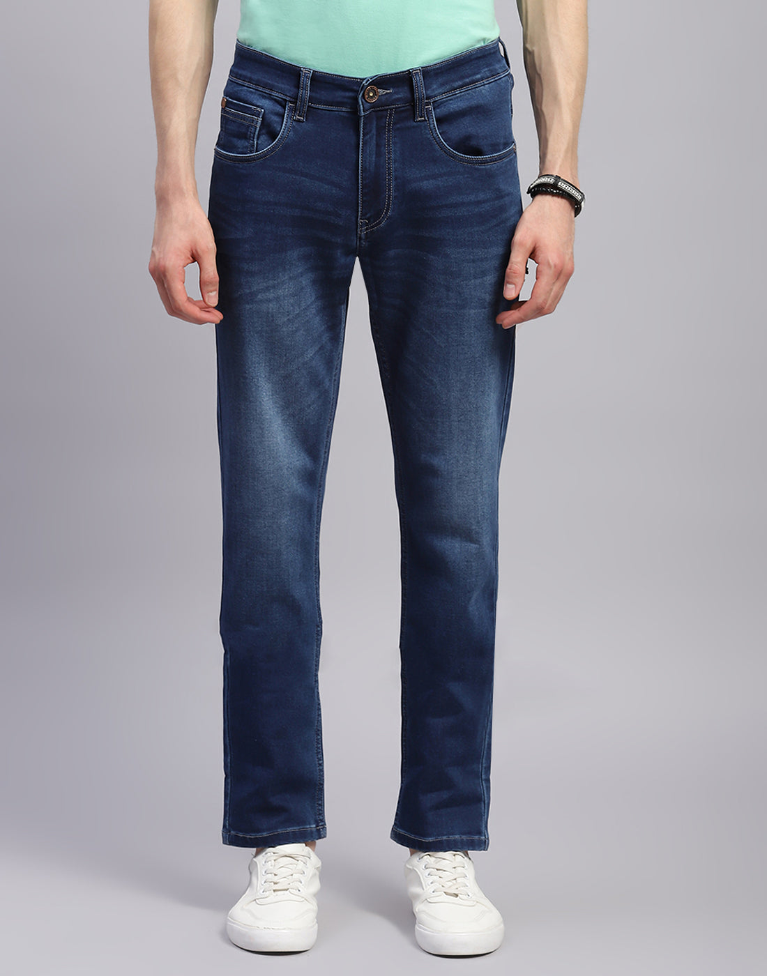 Men Blue Light Wash Narrow Fit Denim