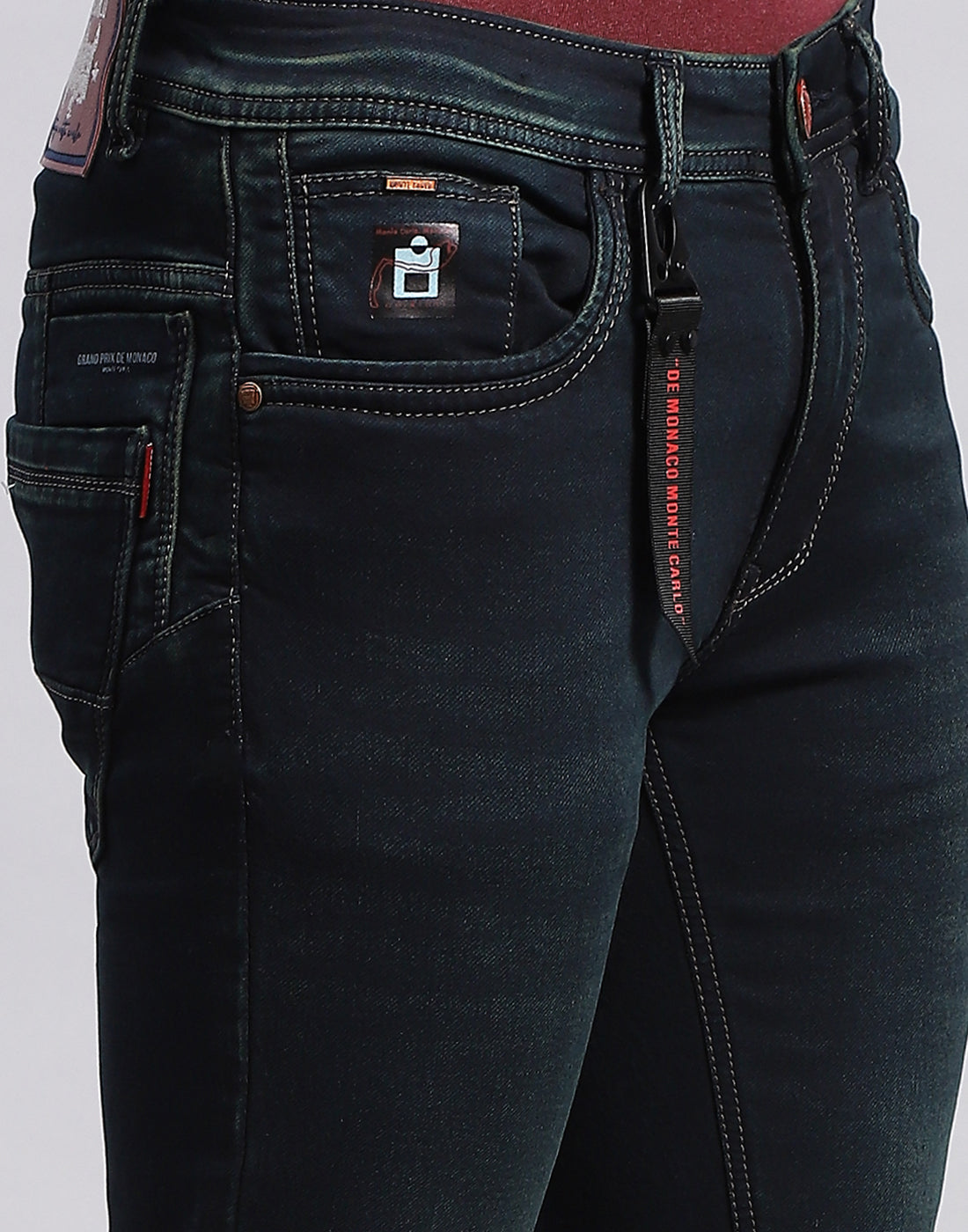 Men Blue Light Wash Narrow Fit Denim