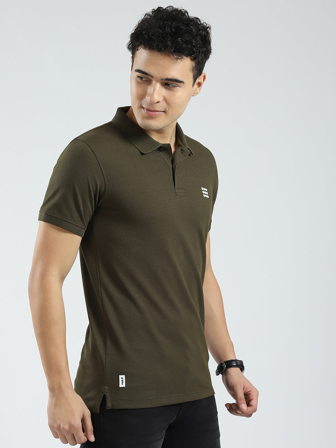 Rock.it Men Olive Solid Collar Half Sleeve T-Shirt