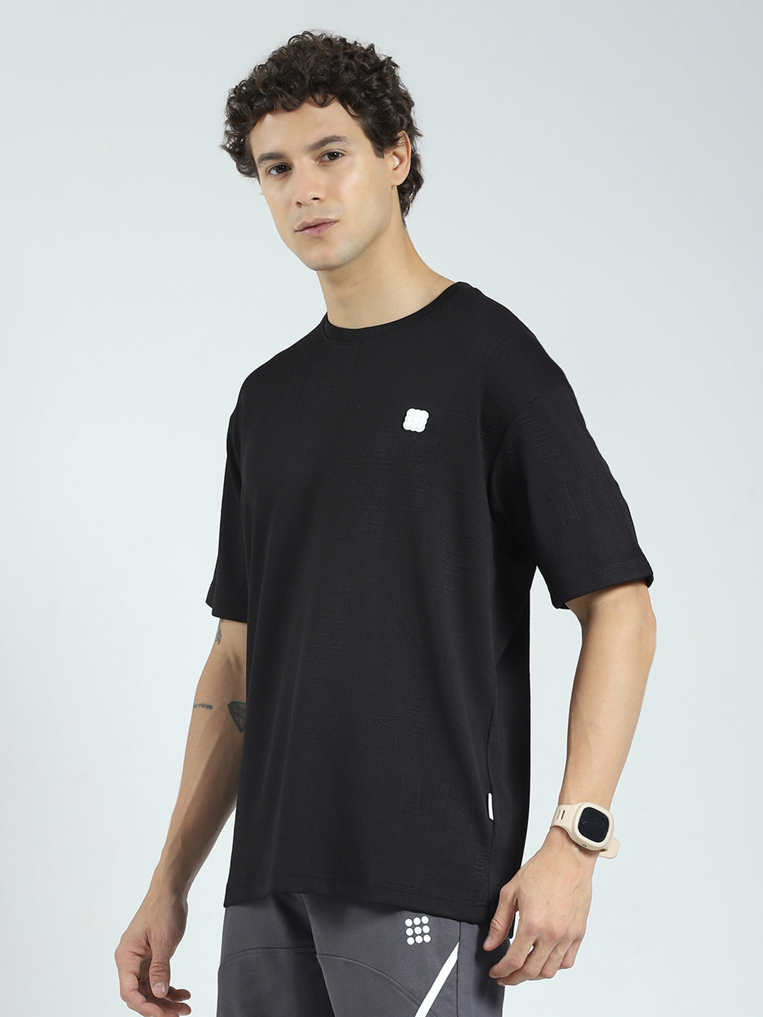 Rock.it Men Black Self Design Round Neck Half Sleeve T-Shirt