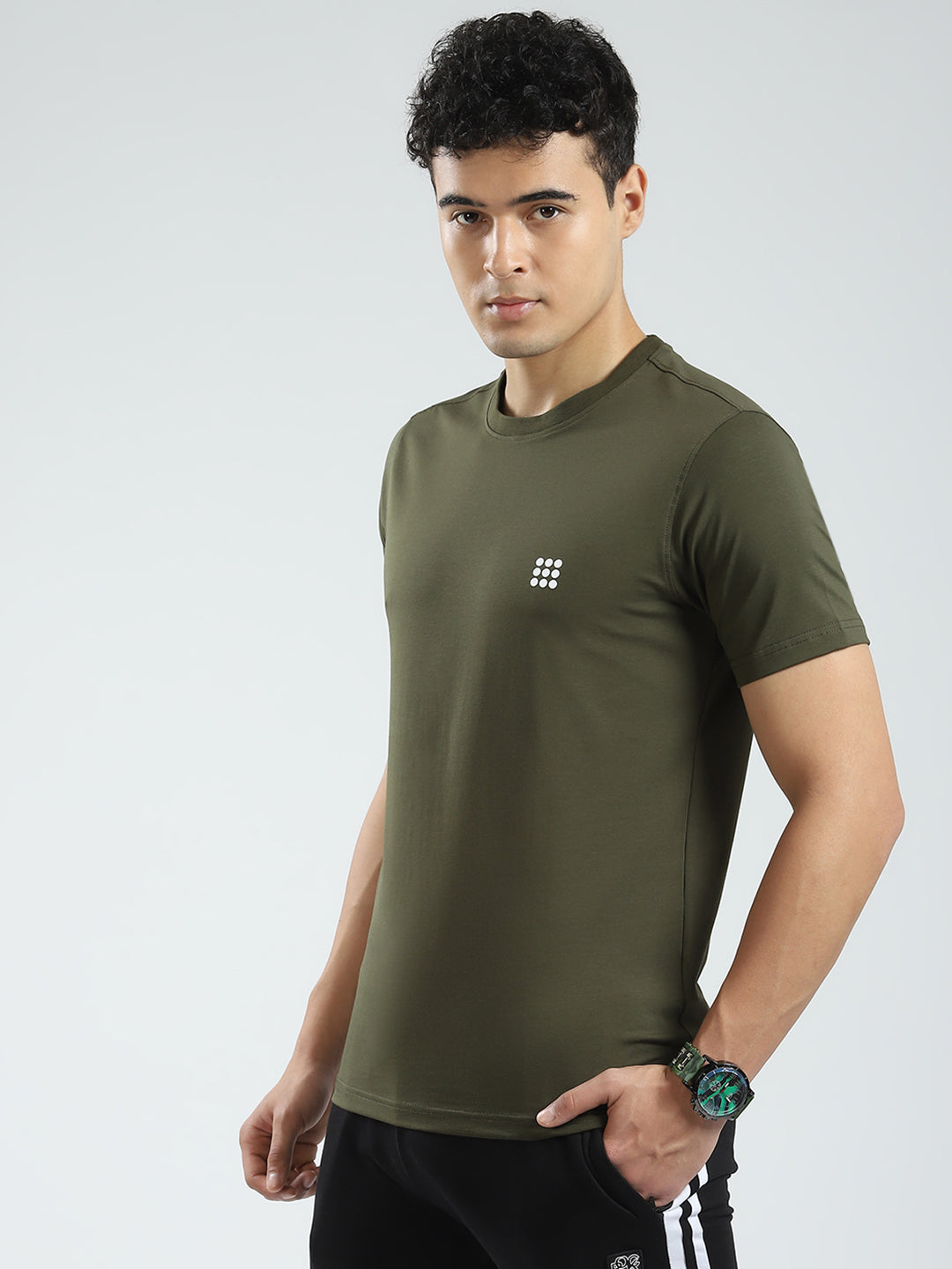 Rock.it Men Olive Solid Round Neck Half Sleeve T-Shirt