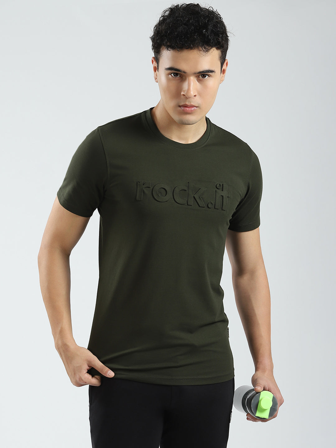 Rock.it Men Olive Solid Round Neck Half Sleeve T-Shirt