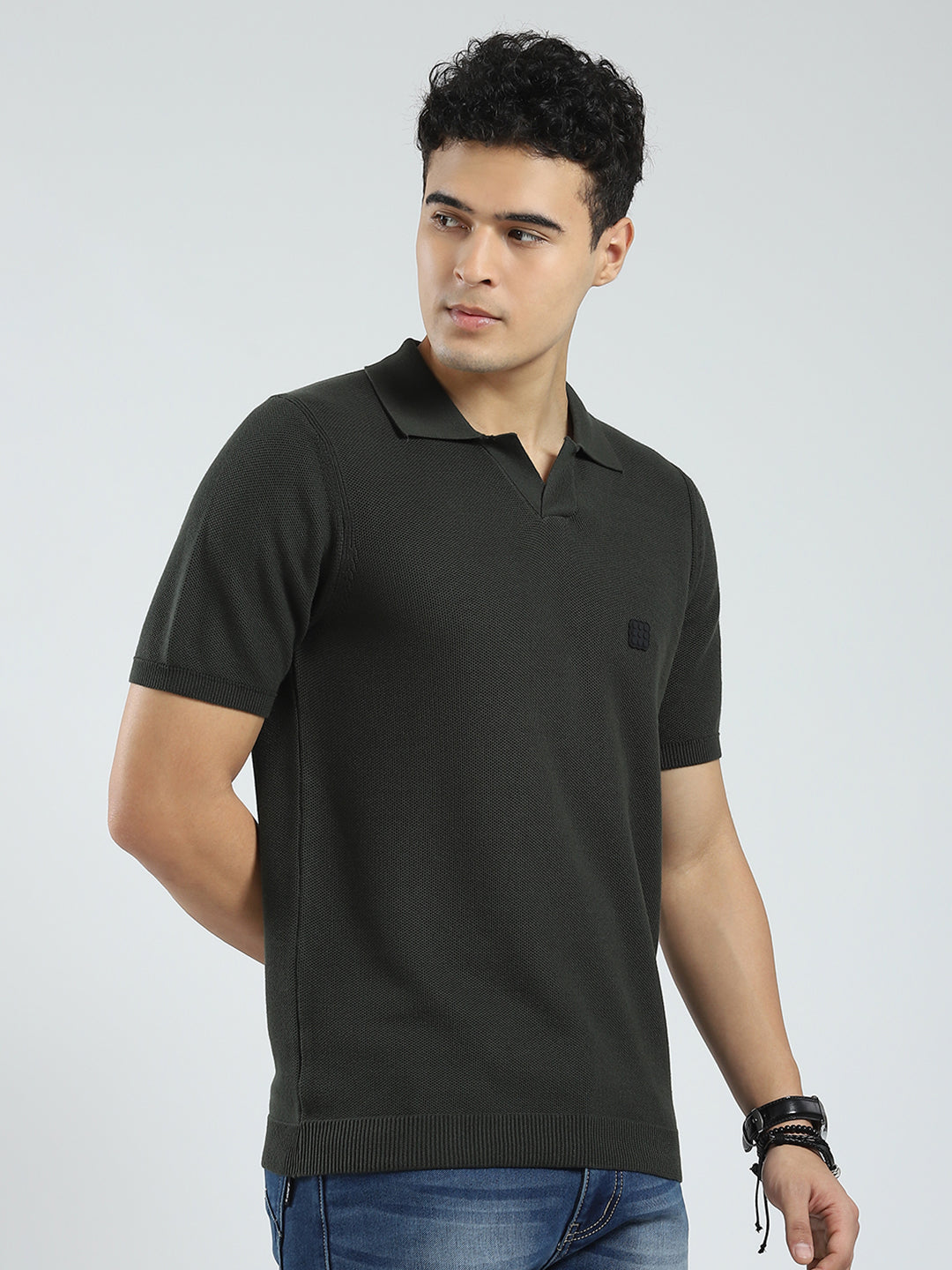 Rock.it Men Olive Solid Collar Half Sleeve T-Shirt