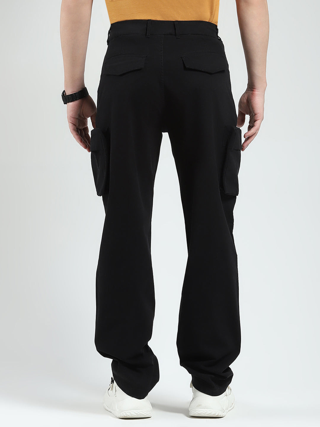 Rock.it Men Black Solid Straight Fit Cargo