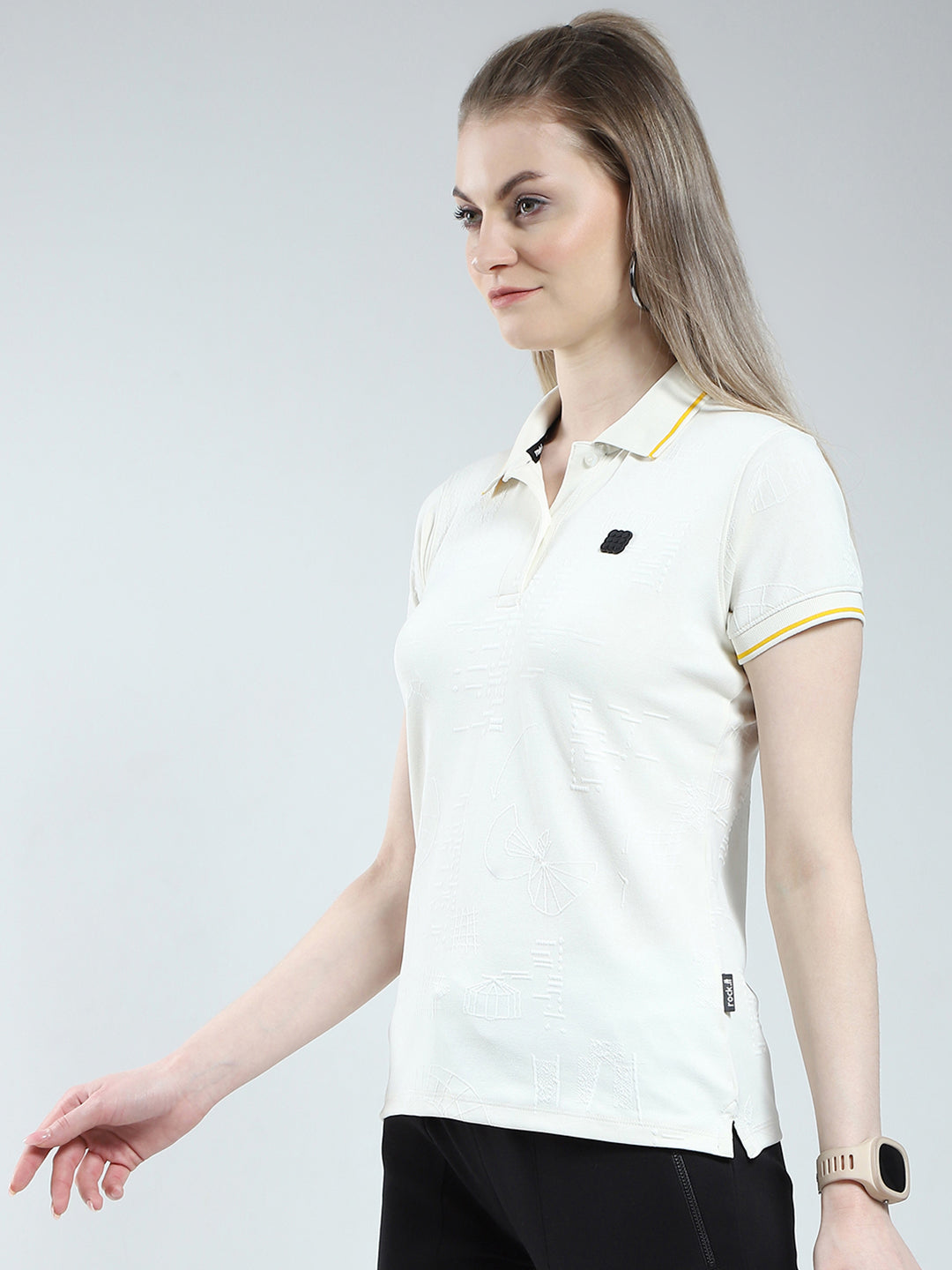 Rock.it Women Off White Solid Collar Half Sleeve T-Shirt