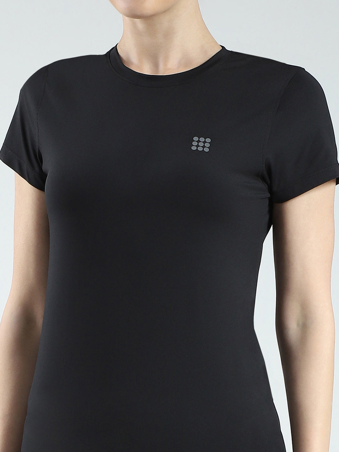 Rock.it Women Black Solid Round Neck Half Sleeve Top